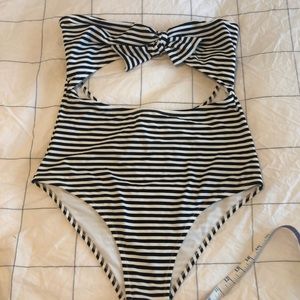 Bathing suit